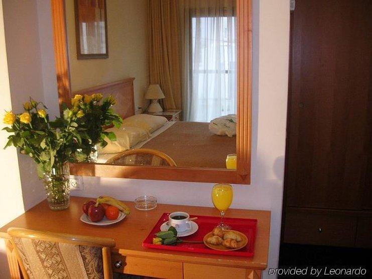 Armon Hayarkon Hotel Tel Aviv Pokoj fotografie